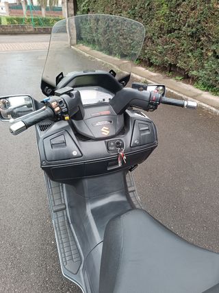 Suzuki Burgman 650 ABS executive