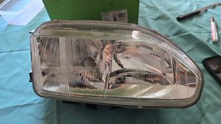 Faro Renault Safrane derecho (1992-1996)