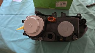 Faro Renault Safrane derecho (1992-1996)