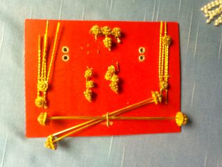Aderezos de Fallera antiguo dorado.
