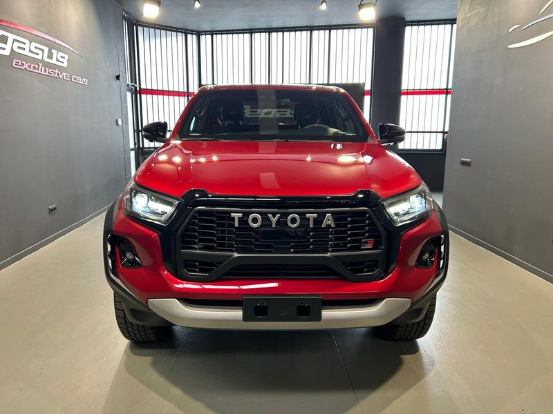 Toyota Hilux 2025, foto 6