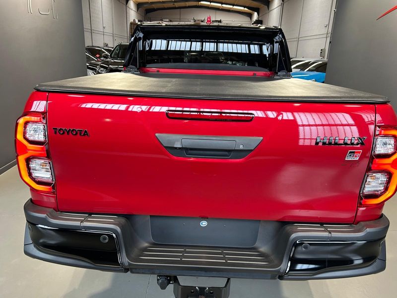 Toyota Hilux 2025, foto 7