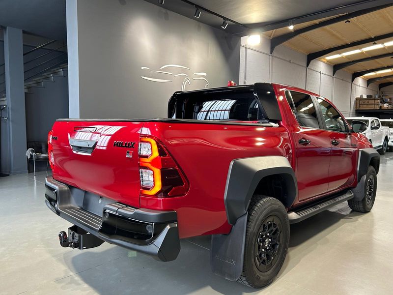 Toyota Hilux 2025, foto 22