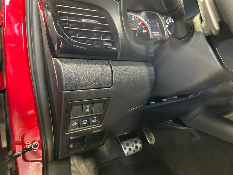 Toyota Hilux 2025, foto 36