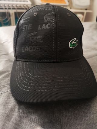 gorra lacoste negra