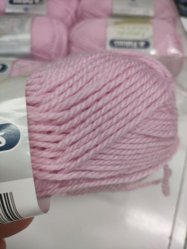 10 Gomitoli Lana Patons Rosa