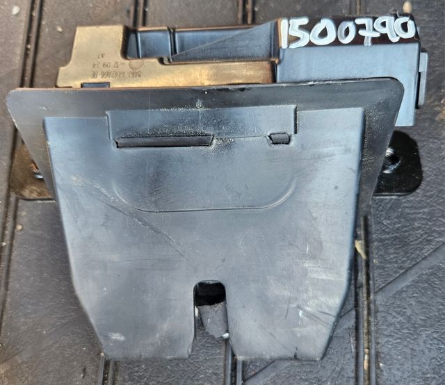 Cerradura maletero Ford Fiesta CB1 2011