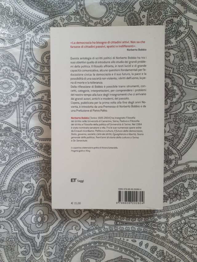 Elementi di politica. Antologia