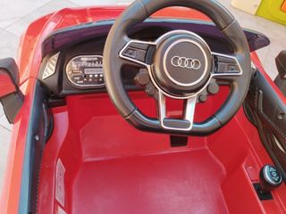 2 Coches eléctricos Audi R8 12v para niños