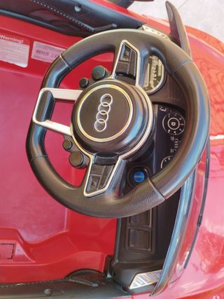 2 Coches eléctricos Audi R8 12v para niños