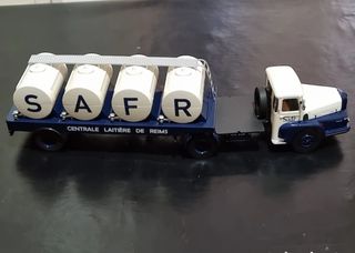 Camión Unic ZU 120 Ixo 1:43