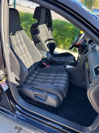 Volkswagen Golf VI GTI