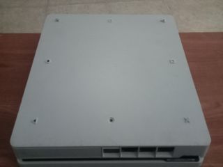 PS4 Slim (PlayStation 4) + Juego