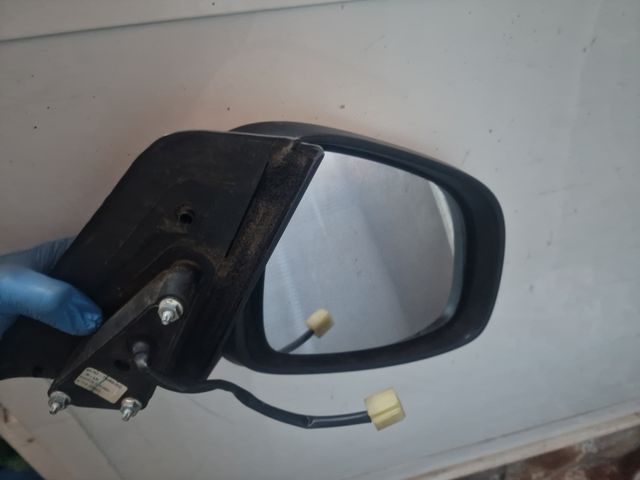 Retrovisor Suzuki SX4 derecho