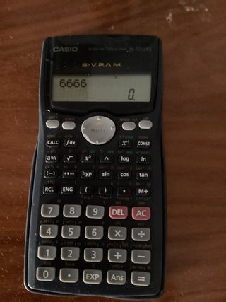 Calculadora científica Casio fx-570MS