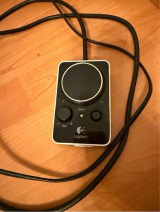 Subwoofer 2.1 - Logitech Z4