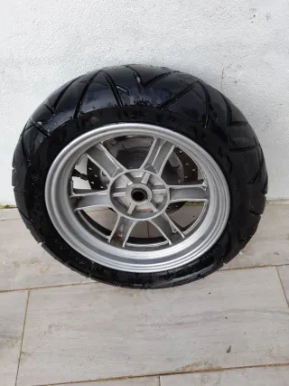 Suzuki burman125cc año 2014 ruedas completas