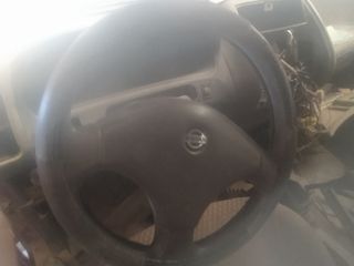 Tapa volante Nissan Terrano 2