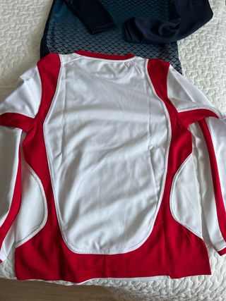 2 Camisetas Deportivas - Tenh y Mercury