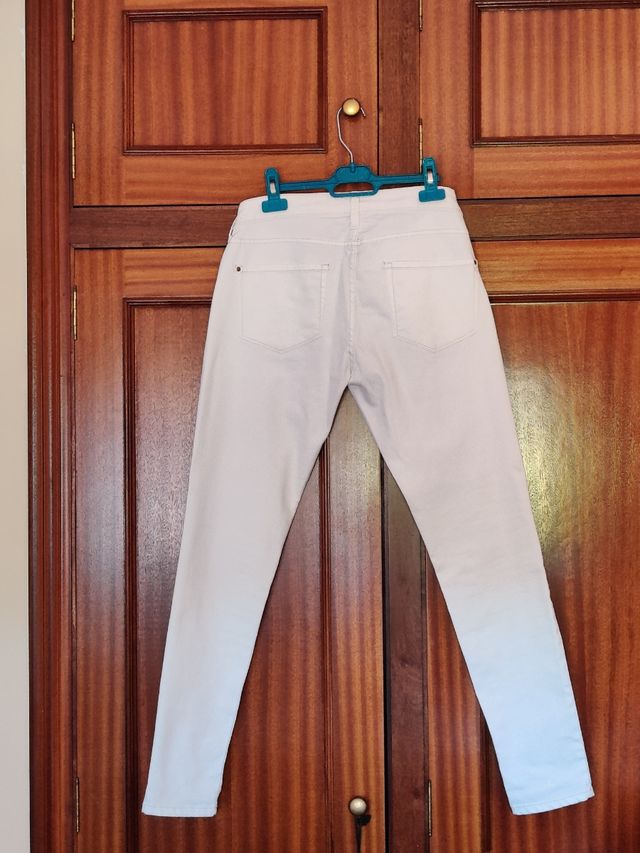 Jeans Mango blancos skinny T.40