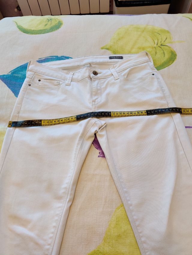 Jeans Mango blancos skinny T.40