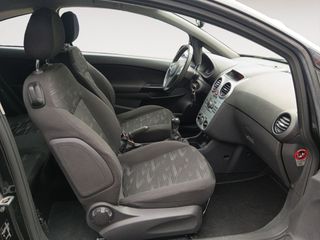 Opel Corsa Essentia