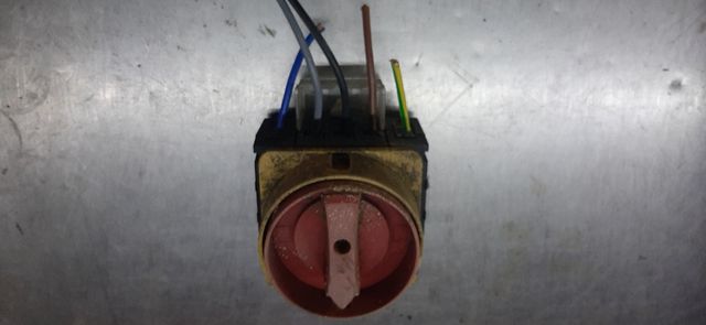 Interruptor rotativo Carrier: Cuadro eléctrico