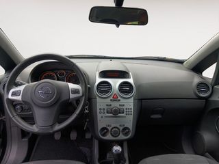 Opel Corsa Essentia