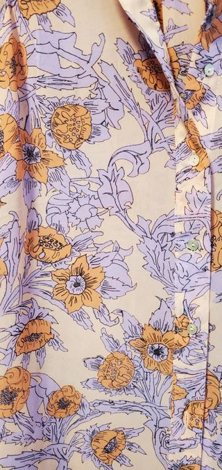 Blusa floral sin mangas