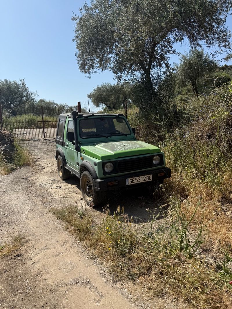 Suzuki Samurai 1990 - foto 1