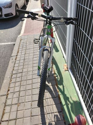 Bicicleta Trek Xcaliber 5 + funda sillín

