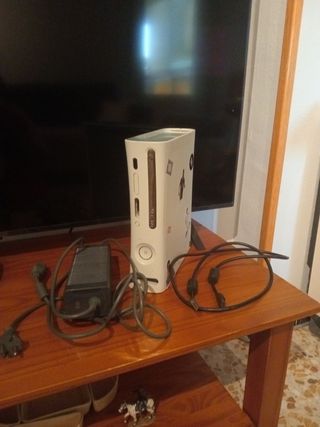 Xbox 360 blanca - consola + cables