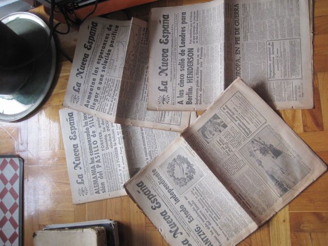 4 periódicos La Nueva España de 1939