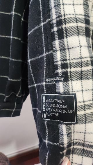Chaqueta cuadros Bershka - Talla S