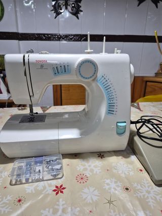 Máquina coser Toyota SE14