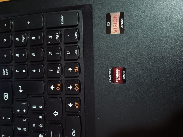 Notebook Lenovo B575e - 4GB RAM