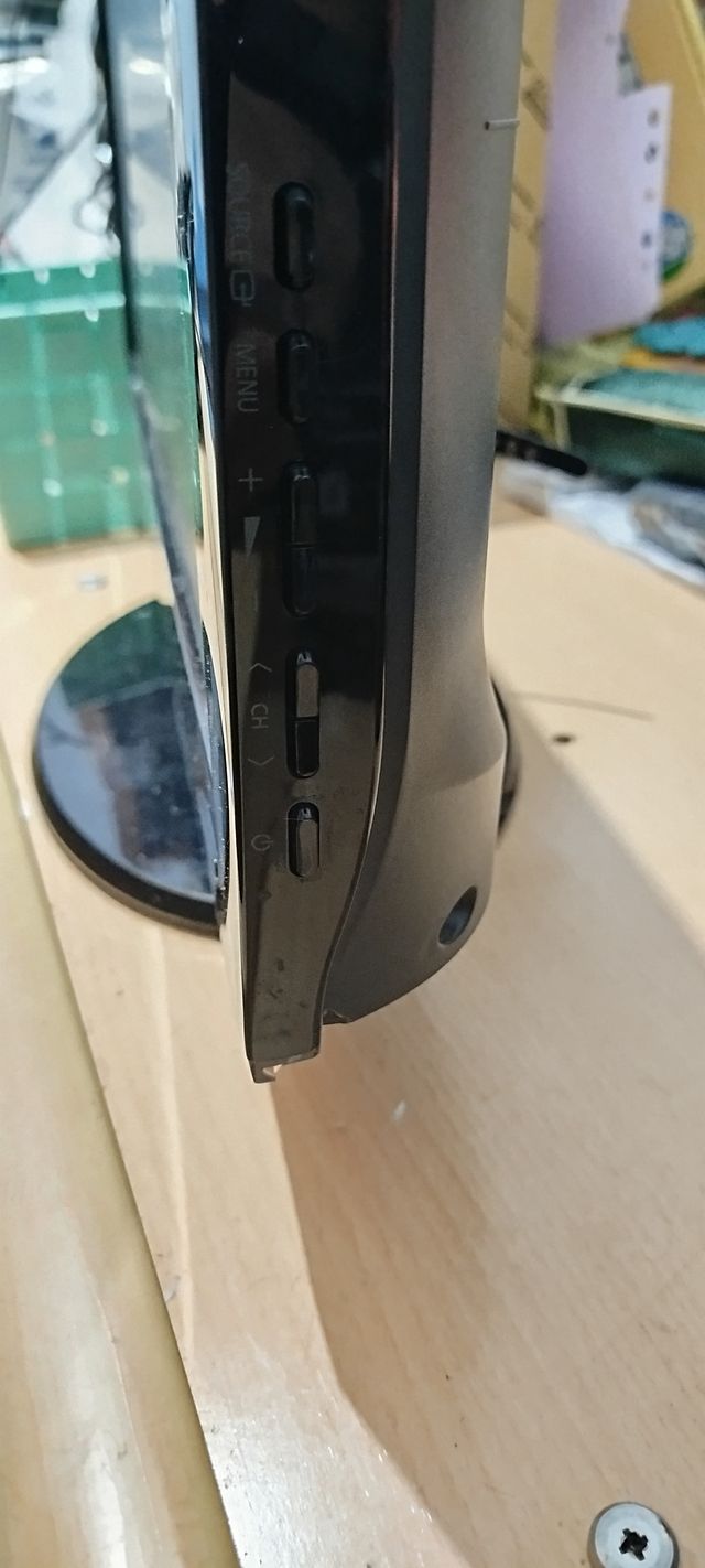 TV Samsung LE19B450C4W 19"