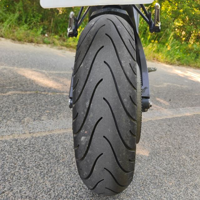 Moto eléctrica VOLTA BCN SPORT CARNET B 25KW