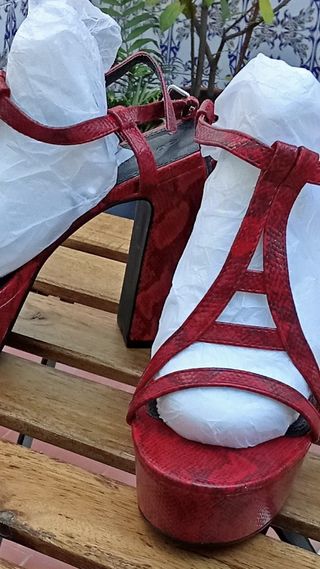 Sandalias de tacón alto