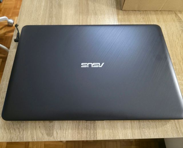 Ordenador Portátil Asus