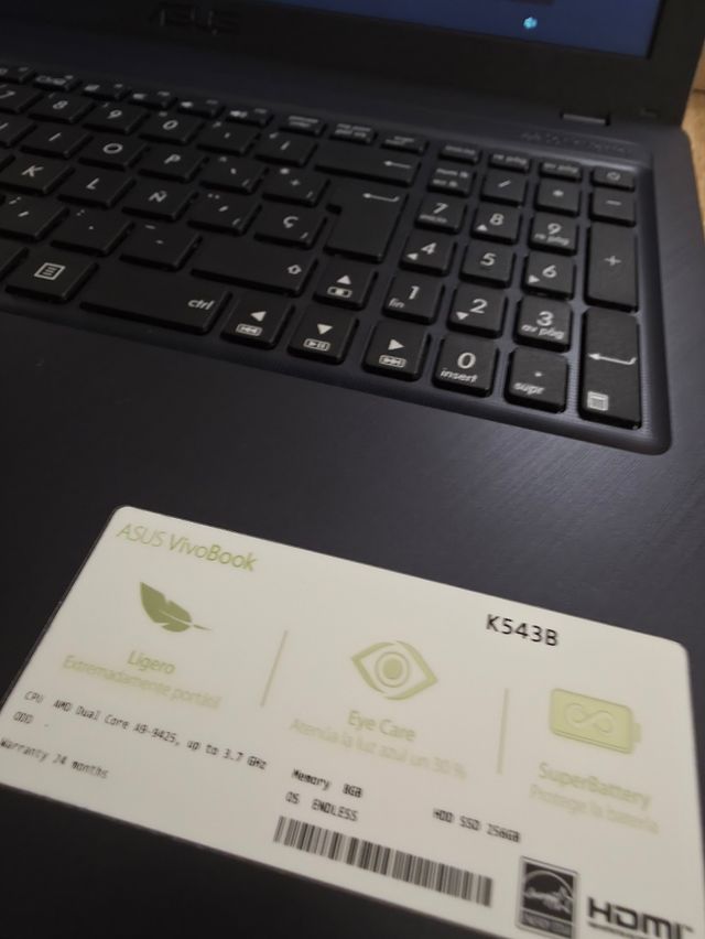 Ordenador Portátil Asus