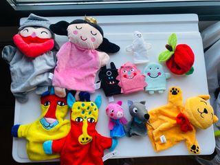 12 Marionetas de mano y dedo