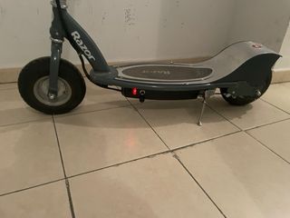 Patinete Eléctrico Razor E300 (Entrega a mano)