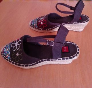 Sandalias Alpargatas con cuña SIN ESTRENAR