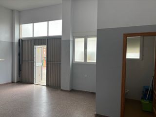 Alquiler local comercial Yecla