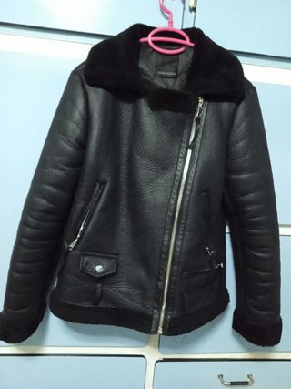 Chaqueta negra de aviador 