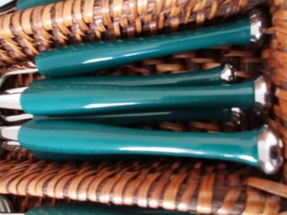 Cubertería de 24 piezas