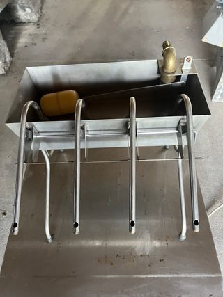 Llenadora botellas 4 grifos acero inox