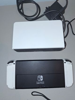Kit Nintendo Switch OLED Blanca + Splatoon 2
