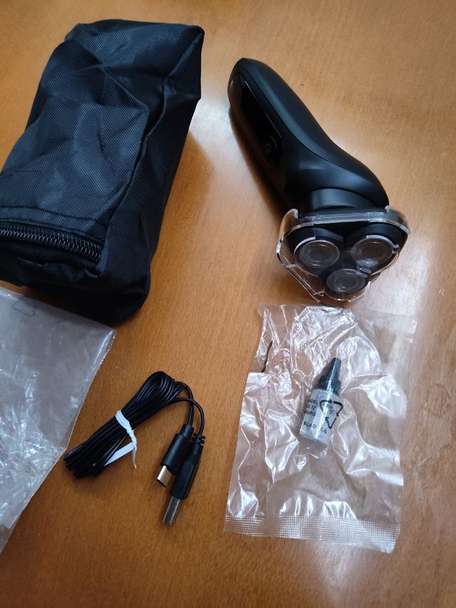 Afeitadora eléctrica recargable USB